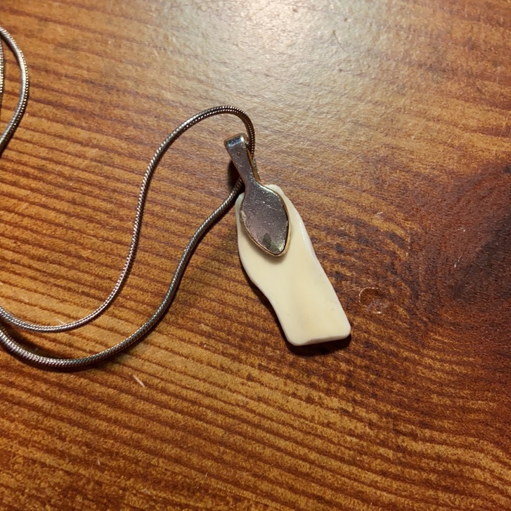 Teacup Necklace, NEW HANDCRAFTED - Picture 2 of 2